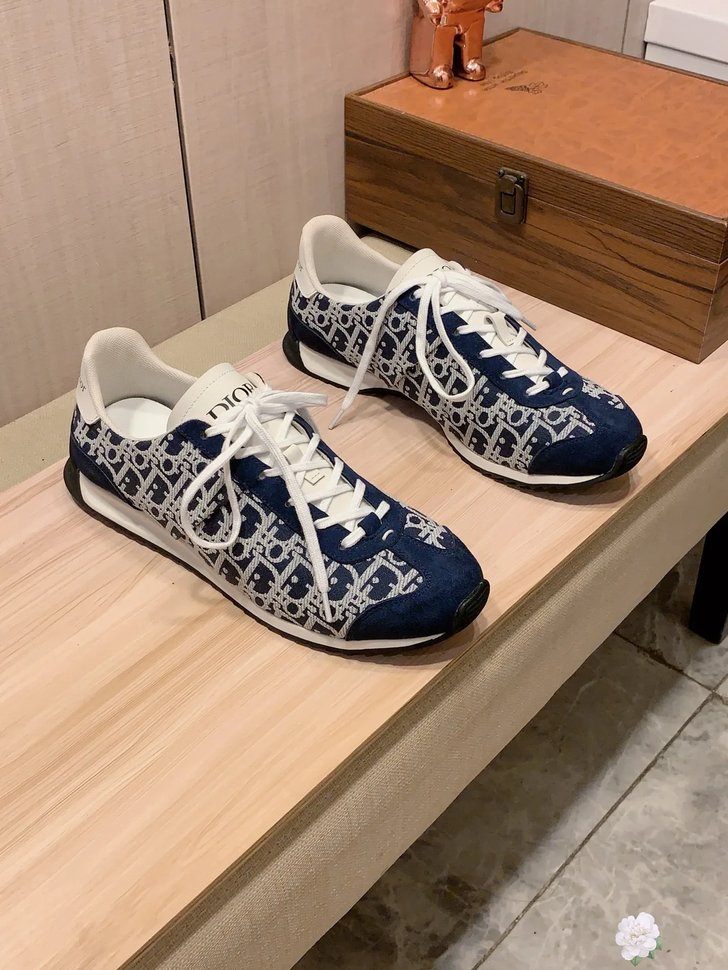 Men's Men's Shoes💰442💰💰🎩🎩[Lightning][Lightning] "Dior DIOR*" The latest and most popular casual shoes, top brand [seduce] luxury ~ purchasing agency, top ~ quality. [Strong] The upper is made of imported breathable cowhide with woven material ➕ breathable sheepskin feet (•) and fine workmanship. The original stylish and stylish soft rubber wear-resistant and non-slip outsole is light and comfortable on the feet. The real thing looks better when photographed in real life. 413: Code: 35-44, 45.46 can be customized, 8️⃣ colors selected